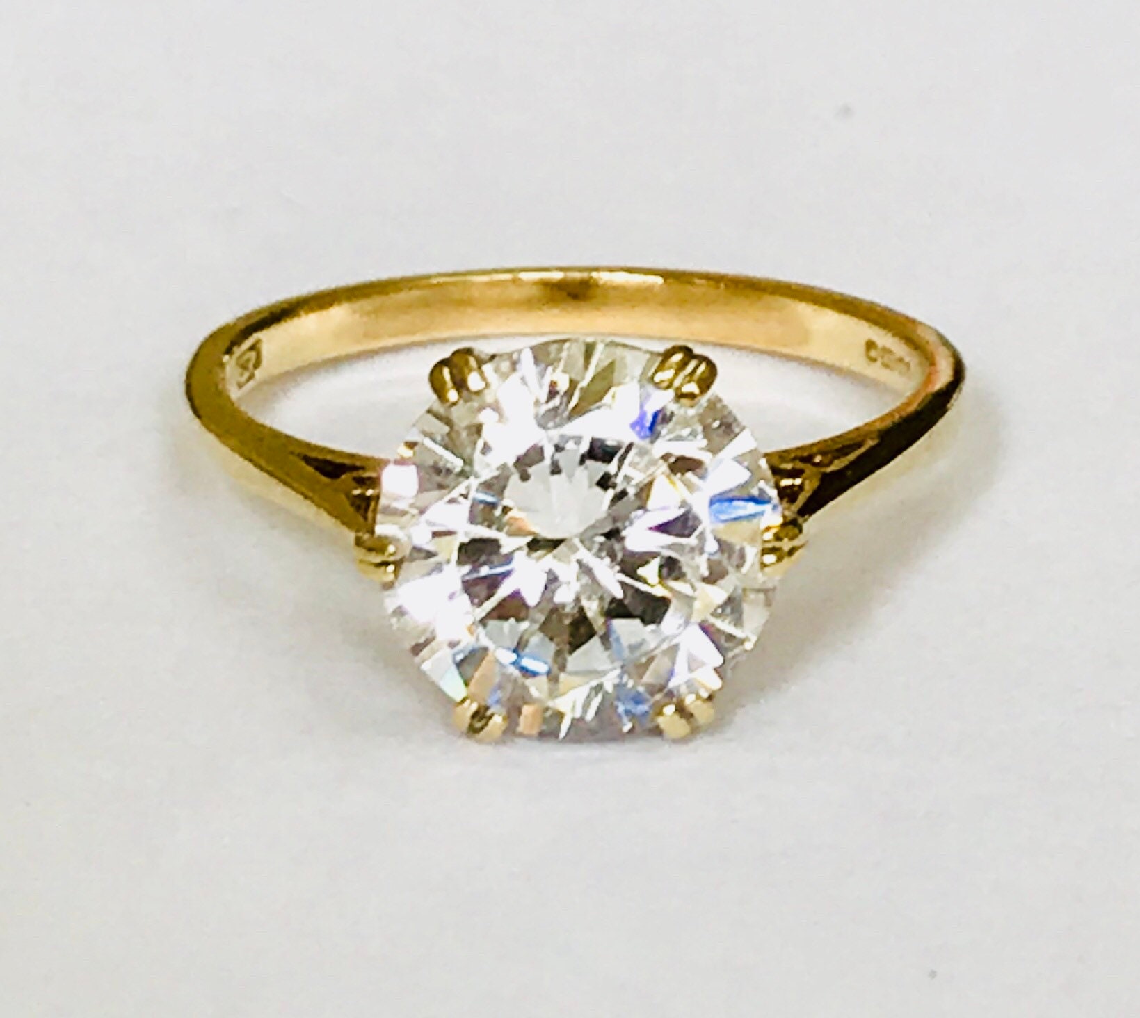 Super sparkling vintage 9ct yellow gold Cubic Zirconia solitaire ring ...