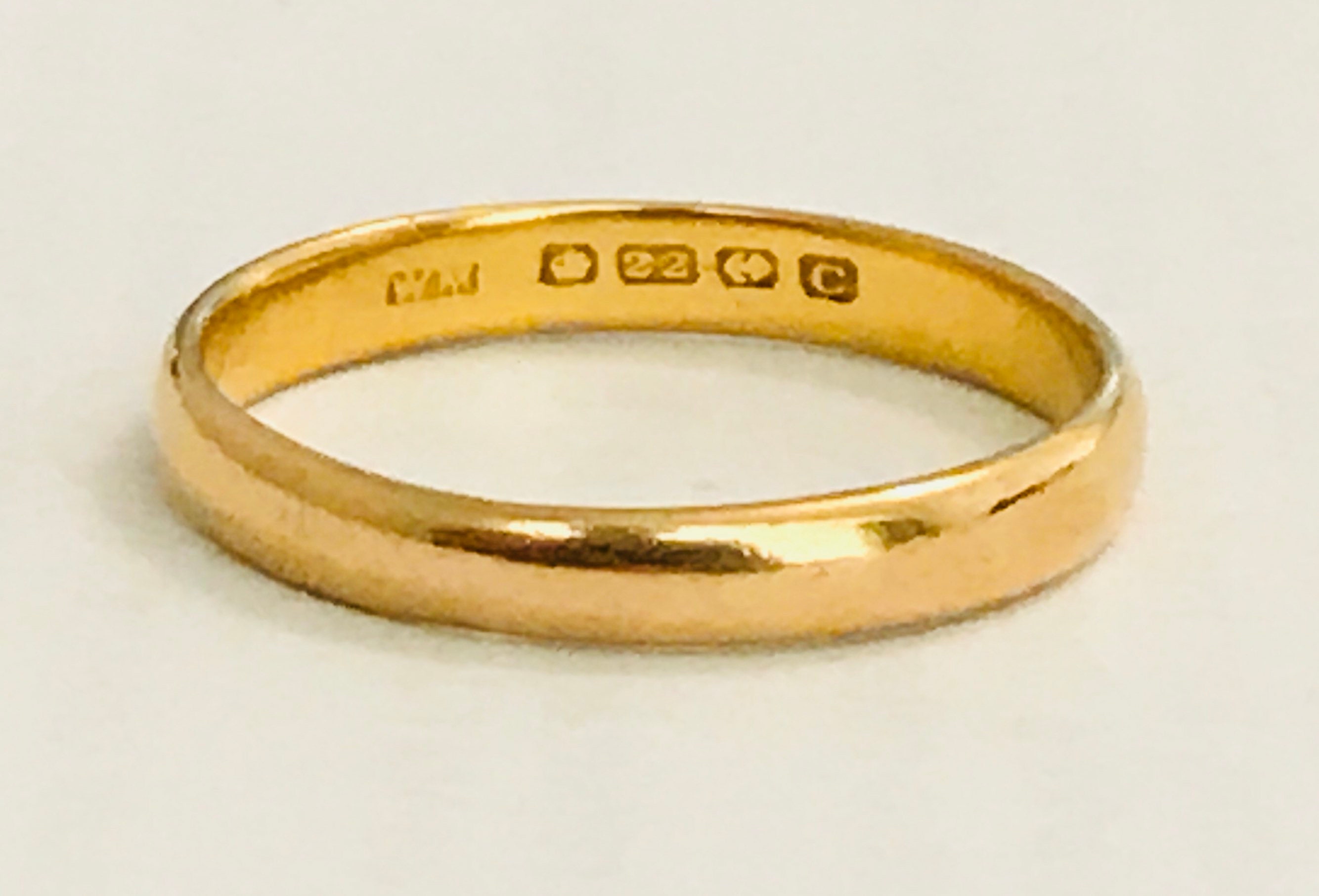 Superb antique 22ct gold Men's wedding ring hallmarked Birmingham 1927