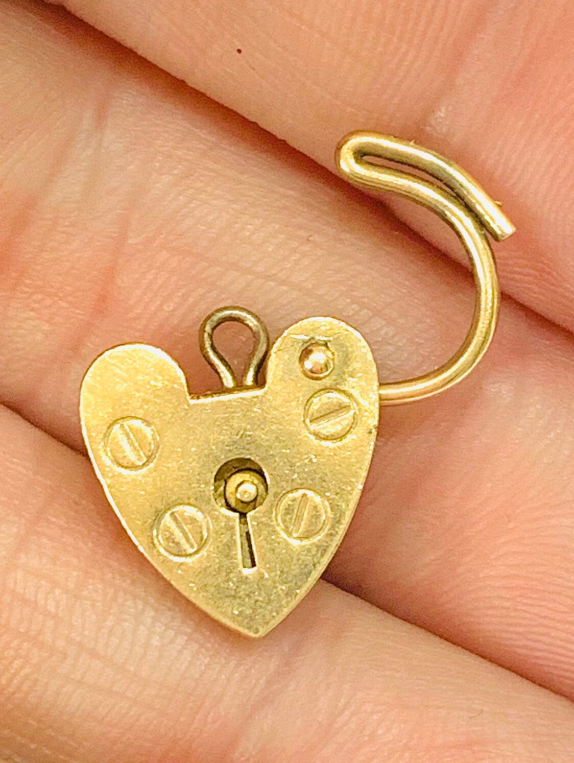 2 vintage 9ct yellow gold padlock pendants / charm bracelet locks