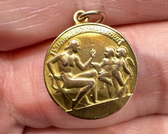Paul Vincze - rare vintage 9ct gold pendant or charm - hallmarked London 1960