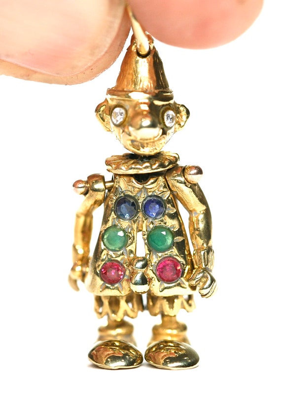 Vintage 9ct gold articulated Clown pendant