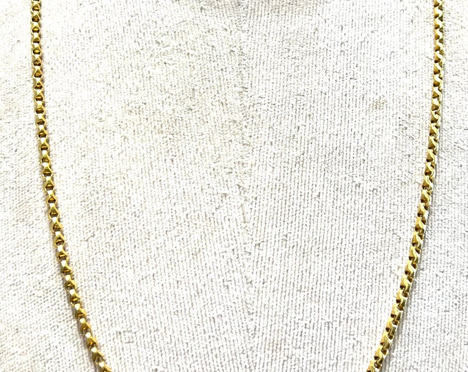Superb 9ct yellow gold 26 inch Tulip link chain - 17.4gms