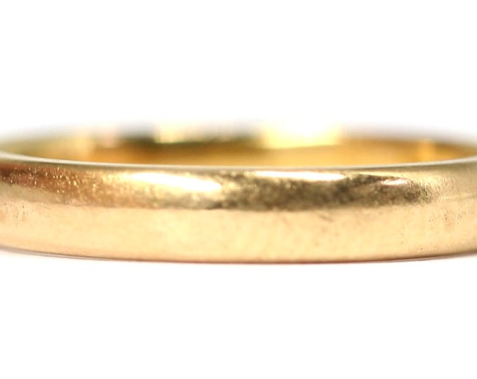 Vintage 22ct gold wedding ring - hallmarked London 1964 - size M or US 6