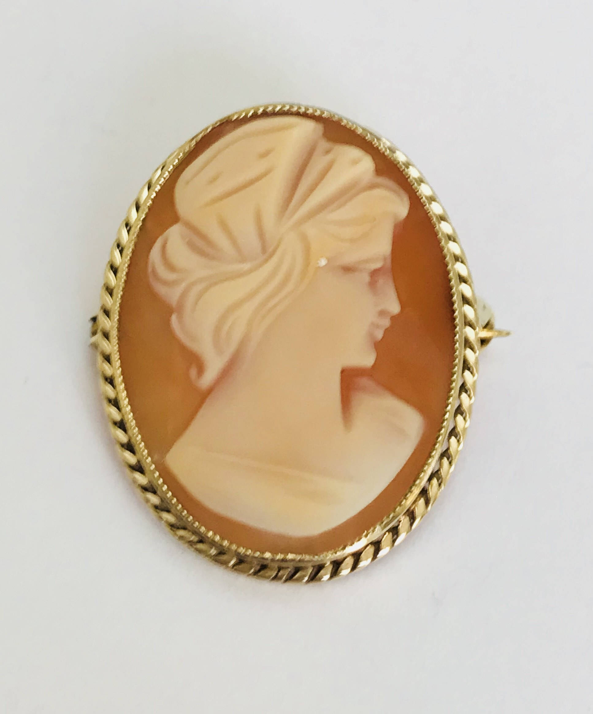9ct cameo brooch sale