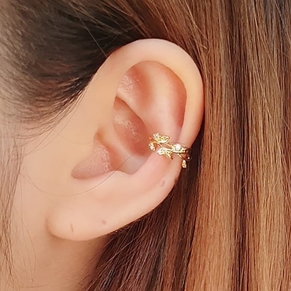 Cartilage earring, laurel ear cuff, leaf earring, ear cuff no piercing, non pierced, cubic zirconia, earcuff, no pierce, floral, rose gold