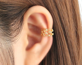 SALE Ear cuff no piercing, non pierced, earrings, ear jacket, CZ ear cuff, ear crawler, no pierce, CZ ear climber, earcuffs