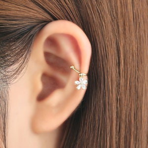 Ear cuff no piercing, non pierced, ear jacket, earcuff, ear crawler, no pierce, ear climber, earcuffs, cubic, flower, dainty, rose gold
