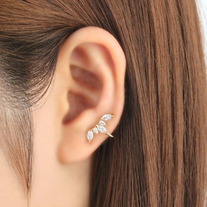 Ear cuff no piercing, non pierced, ear jacket, cubic zirconia, ear cuff, no pierce, CZ, ear crawler, earcuff, rhinestones, ear climber