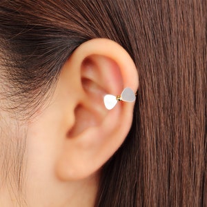 Fake cartilage earring, mother of pearl, ribbon, shell, ear cuff no piercing, non pierced, bow, no pierce, brass, gold plated, dainty