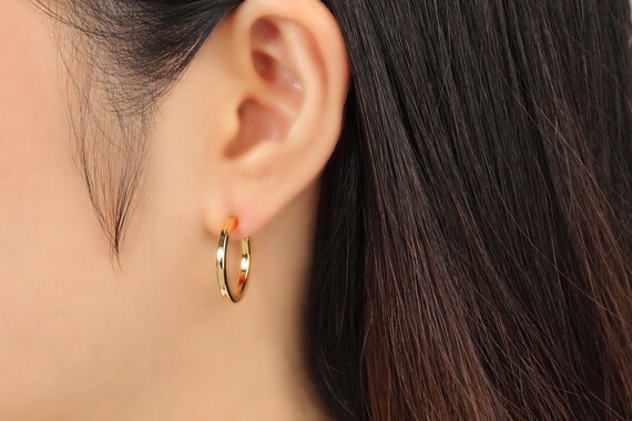 Are Gold-Plated Earrings OK for Sensitive Ears?