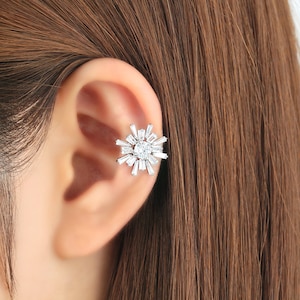 Ear cuff no piercing, snowflake, non pierced, ear jacket, cubic zirconia, brass, ear crawler, earcuff, no pierce, gold plated, wedding