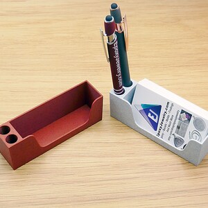 Porte-cartes de visite et stylo au design simple mais élégant : 2 couleurs disponibles