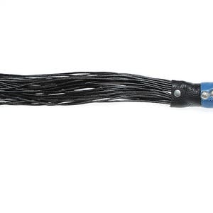 Bootlace Leather Flogger image 2