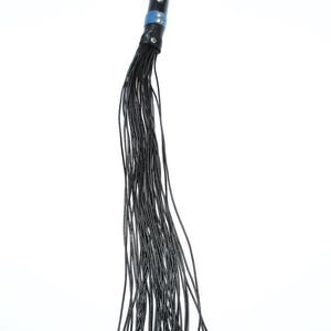 Bootlace Leather Flogger image 3