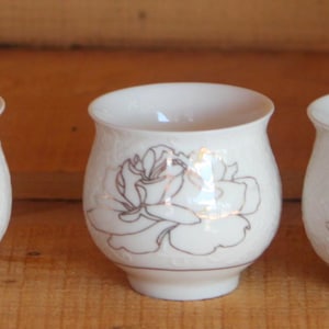 Vintage Porcelain Embossed Chinese Tea Cups With Gilt Floral Design