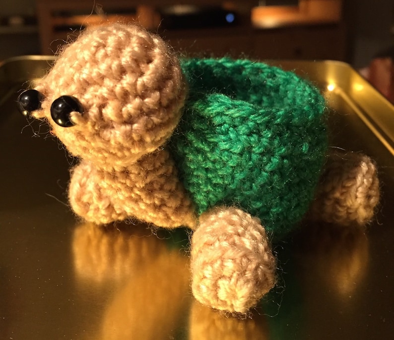 Turtle ring holder jewellery box crochet bowl.