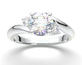 14K White Gold Three Stone Engagement Diamond Ring