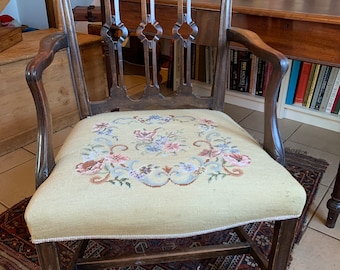 An Excellent Quality 19th Century Mahogany Elbow Chair.