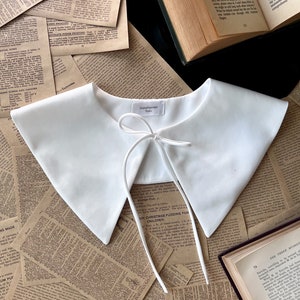 Detachable Peter Pan White Satin Collar image 1