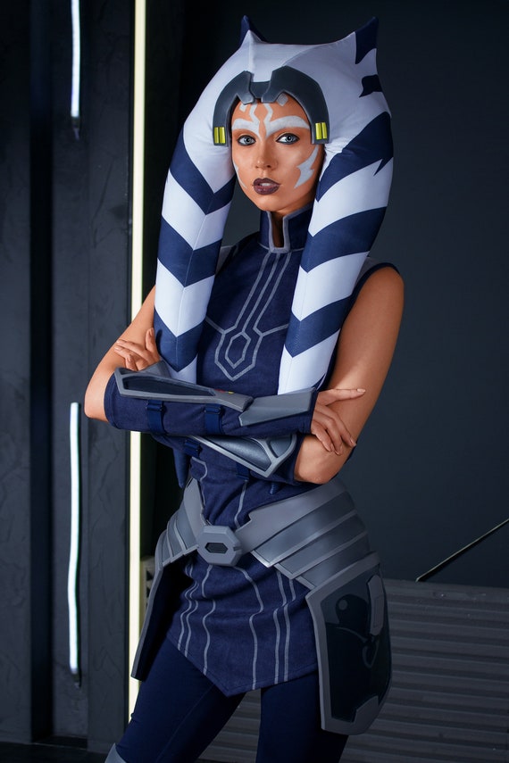 ahsoka tano blue dress From Season 7 Halloween Costume: Star Saga Female Cosplay Color:As Photo ( Dark Green without veil) plus an embroidered faux Neckline:High Neck Black Lace Corset Evening