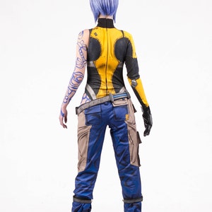 Maya cosplay costume from Borderlands 2 video game, Halloween costume image 4