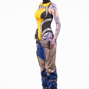 Maya cosplay costume from Borderlands 2 video game, Halloween costume image 2