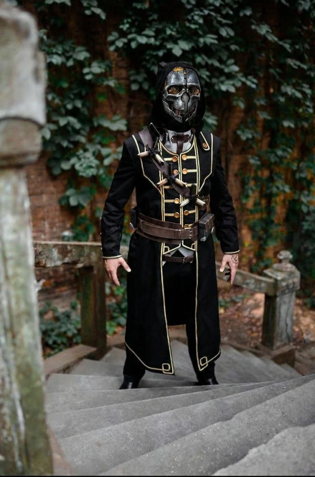 コルヴォ・アッターノのコスプレ衣装：Dishonored 1 スチームパンク風