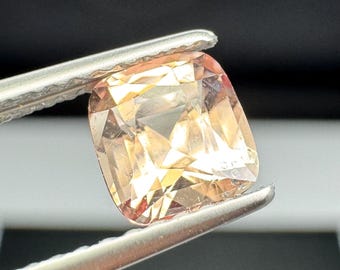 Dragon Garnet 1.15ct color change gem.