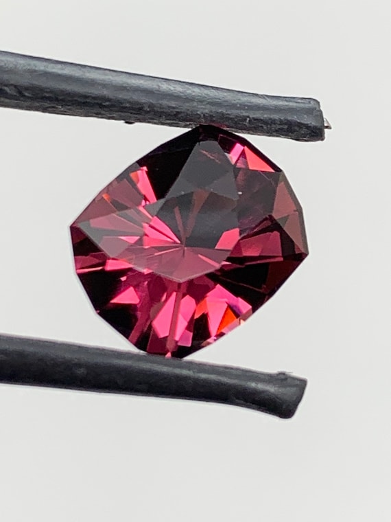Pink 3.54ct Precision cut, Rhodolite Garnet.
