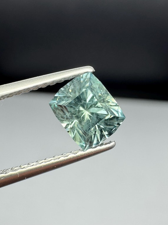 Montana Sapphire, precision cut 1.51ct natural.