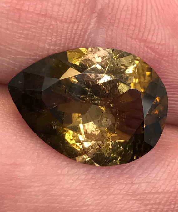 9.5ct Huge Golden Tourmaline!