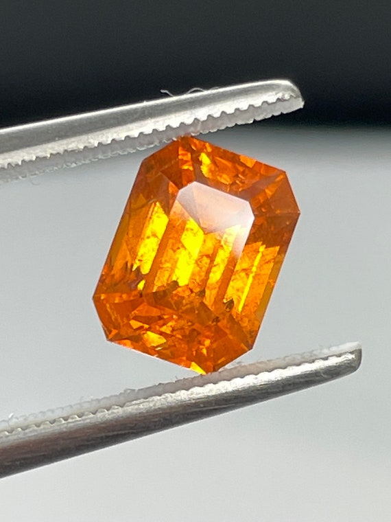Mandarin Garnet, 2.21ct Emerald cut, calibrated, untreated gem. 8x6mm