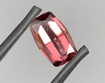Large Pink Mahenge Garnet. 4.02ct Precision cut gemstone. Rare, untreated crystal.