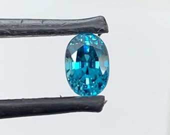 Blue Zircon Gemstone: 1.24ct