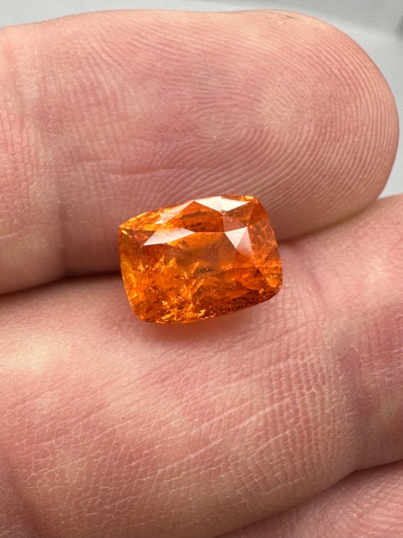 4.2ct Mandarin Garnet. Fanta orange spessartite Garnet