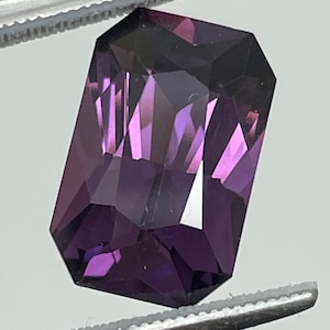 Large Violet natural Spinel. 4.71ct Emerald shape, open color 12.2x8.1mm