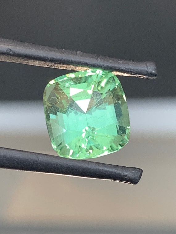 Mint green, natural Tourmaline. 4.34ct Jaba Mine Afganistan. Cushion cut.
