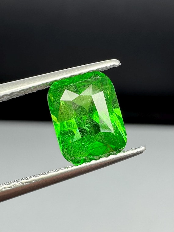 Tsavorite Garnet 2.21ct Rich green rectangle