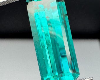 Big bluish green Tourmaline, 8.9ct