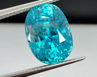 Large Blue Zircon. 13.5ct oval.