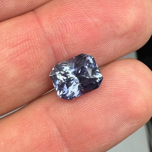 Naturlig safir, ouppvärmd 4,7 karat indigo precisionsslipad. bild 12