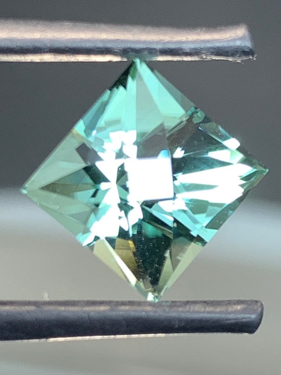Exotic 6.75ct Afgani Tourmaline! Untreated mint in an amazing Precision cut!! A nice collectors piece.