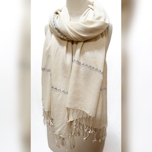 Luxury Grade Pashmina & Silk Blend Shawl w/Twisted Fringe Ivory Blue w/Blue Hand Embroidered Trim