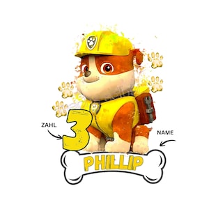 Könnte beinhalten: Eine Grafik im Aquarellstil eines braun-weißen Welpen mit gelbem Bauhelm und Weste, ergänzt durch eine große gelbe Zahl 3, einen weißen Knochen mit dem Namen PHILLIP in gelber Schrift sowie Pfotenabdruck-Akzenten.