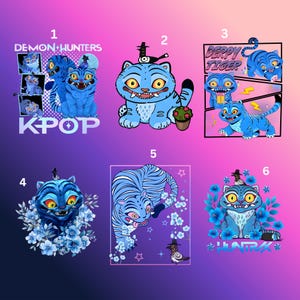 Könnte beinhalten: Eine Sammlung von sechs grafischen Illustrationen mit blauen, tigerartigen Kreaturen mit großen gelben Augen und scharfen Zähnen. Die Designs enthalten Texte wie DEMON HUNTERS KPOP, DERPY TIGER und HUNTRAX sowie Elemente wie Blumen, Vögel und Sterne.
