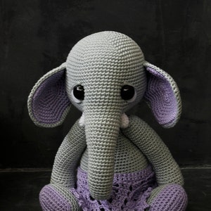 Elsa the Elephant image 3