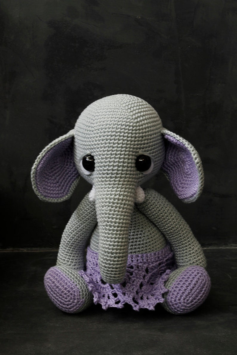 Elsa the Elephant image 3