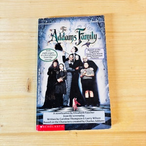 Powieść „Rodzina Addamsów” autorstwa Elizabeth Faucher