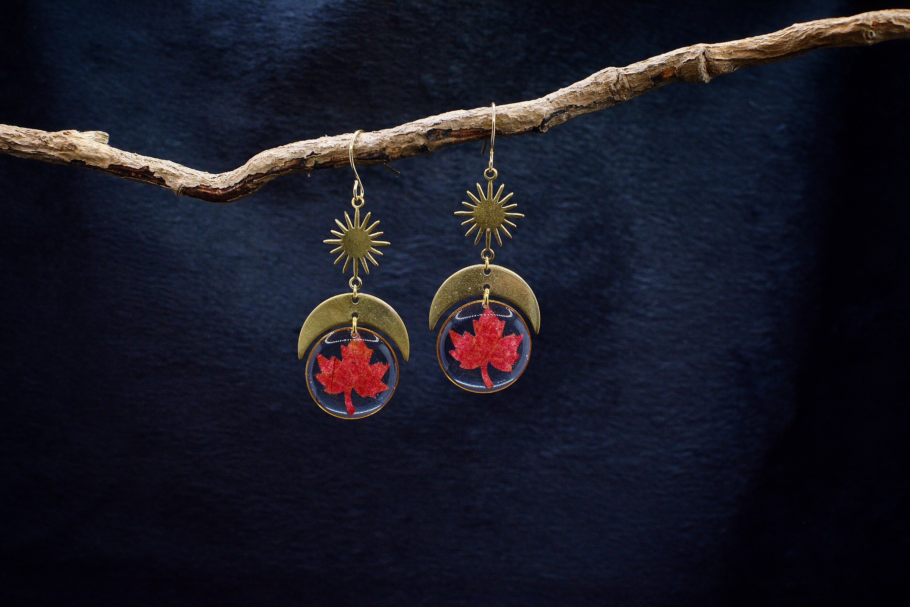Real Leaf Earrings/Maple Jewelry/Celestial Jewelry/Fall Gift/Botanical Jewelry/Moon Earrings