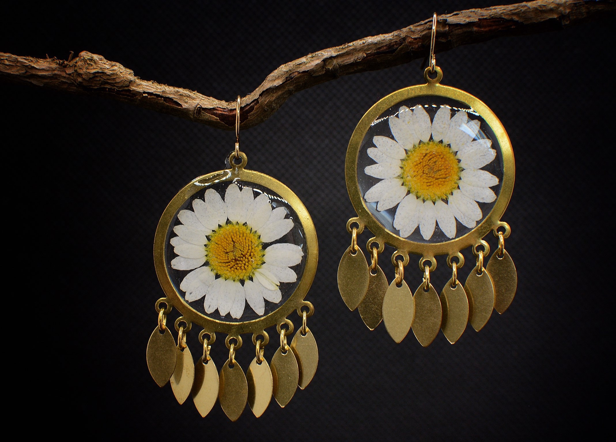 Real Daisy Dangle Earrings, Valentines Gift For Her, Nature Jewelry, Boho Style, Handmade Botanical